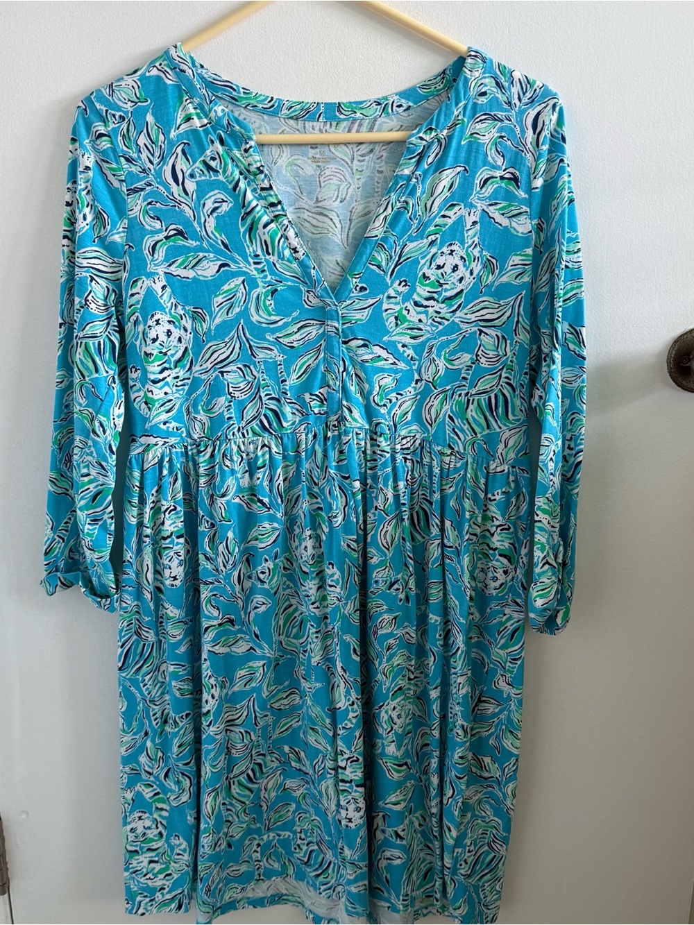 Lilly Pulitzer Turquoise, Mint & White Printed V-Neck Tank